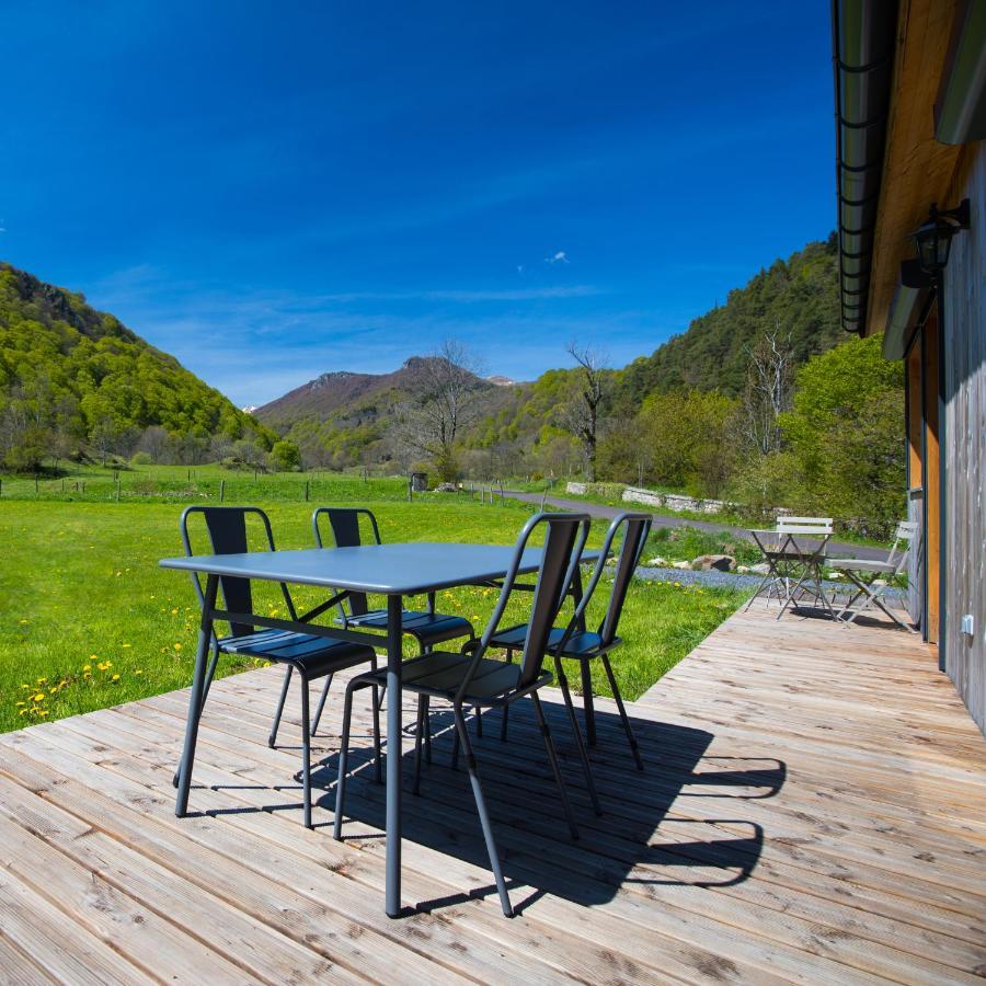 La Dormeuse Du Val Villa Chambon-sur-Lac Exterior photo
